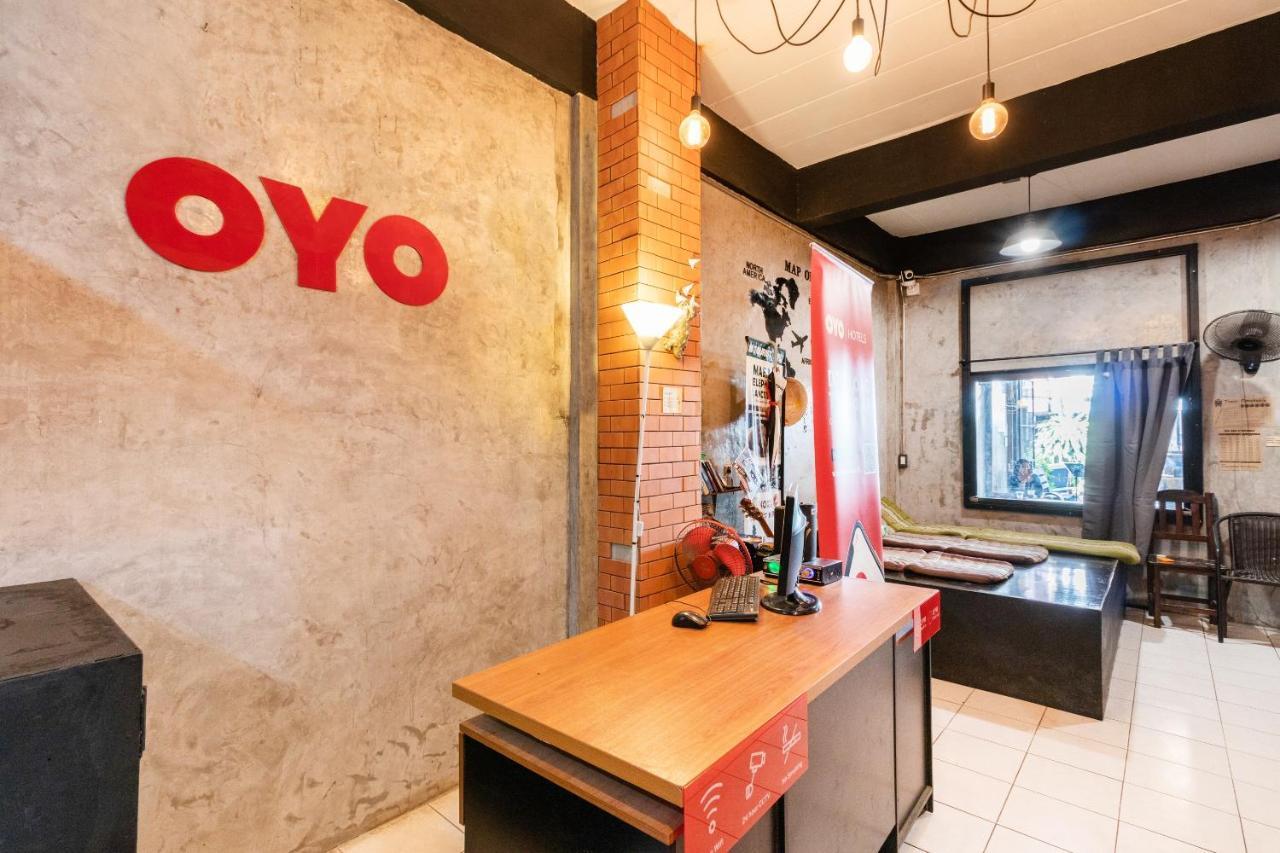 Oyo 677 ル ロフテル ホステル チェンマイ チエンマイ エクステリア 写真